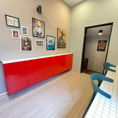 Myroom Georgetown, Off Jalan Burma, Gurney Drive מראה חיצוני תמונה