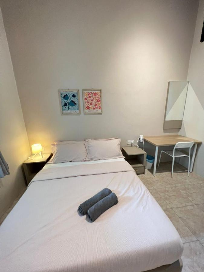 Myroom Georgetown, Off Jalan Burma, Gurney Drive מראה חיצוני תמונה
