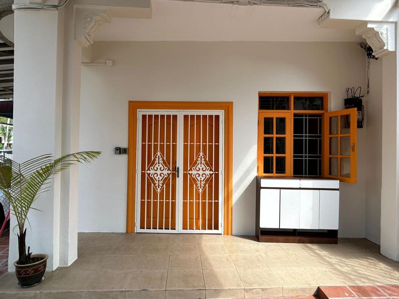 Myroom Georgetown, Off Jalan Burma, Gurney Drive מראה חיצוני תמונה